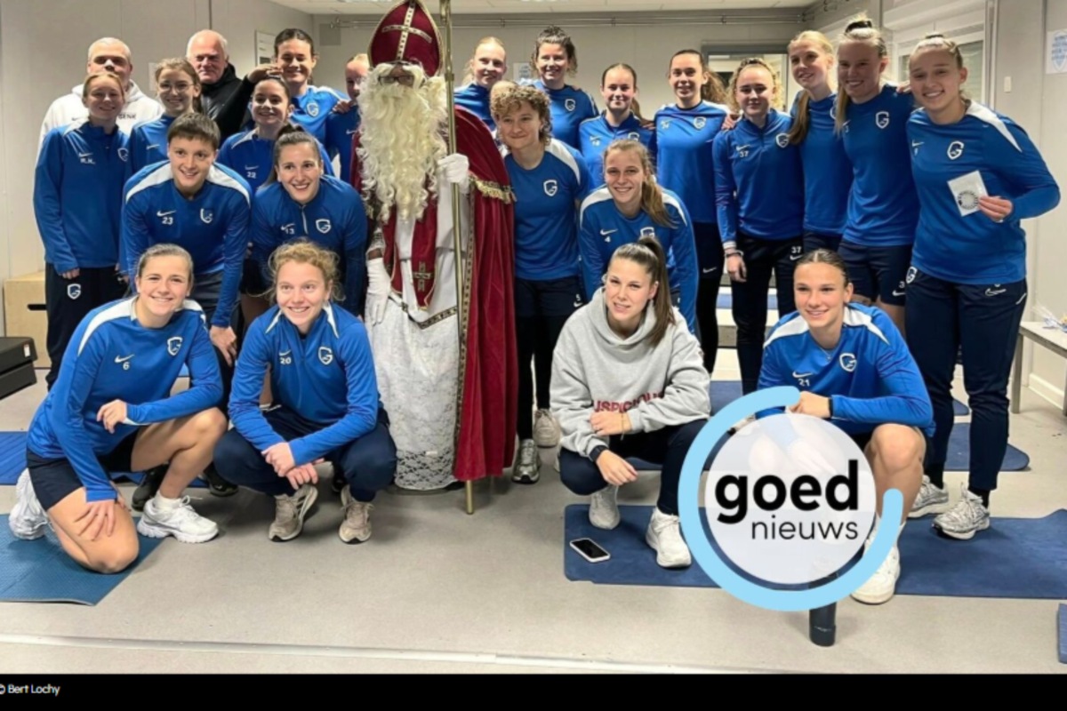 Blauw-wit feest: Sinterklaas verrast KRC Genk Ladies en haar jeugdspeelsters