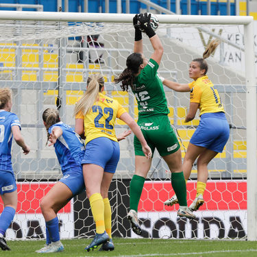 251011 WESTERLO VS KRC GENK