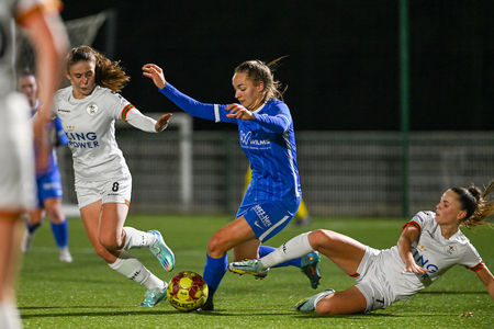 Janne Geers revalideert na zware knieblessure: “Blij met de prima seizoenshelft van KRC Genk Ladies, maar zuur dat ik nu langs de kant moet toekijken”