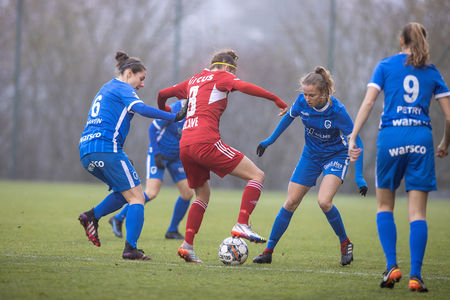 Standard Liège - KRC Genk Ladies  1-1: terechte drawn in fel betwiste derby